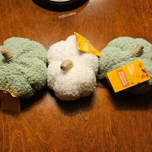 🆕️ HALLOWEEN DECOR plush Beanbag Pumpkins Set Of 3